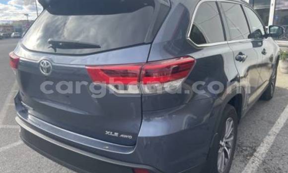 Ra Àlòkù Toyota Highlander Blue Ọkọ̀ in Accra ni Greater Accra Ra Àlòkù Toyota Highlander Blue Ọkọ̀ in Accra ni Greater Accra