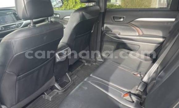 Ra Àlòkù Toyota Highlander Blue Ọkọ̀ in Accra ni Greater Accra Ra Àlòkù Toyota Highlander Blue Ọkọ̀ in Accra ni Greater Accra