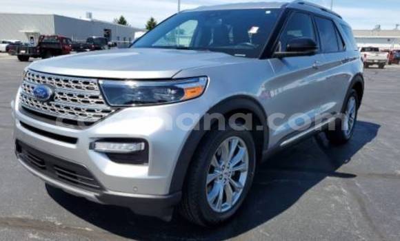 Sayi Na hannu Ford Explorer Azurfa Mota in Accra a Greater Accra Sayi Na hannu Ford Explorer Azurfa Mota in Accra a Greater Accra