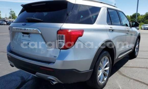 Sayi Na hannu Ford Explorer Azurfa Mota in Accra a Greater Accra Sayi Na hannu Ford Explorer Azurfa Mota in Accra a Greater Accra
