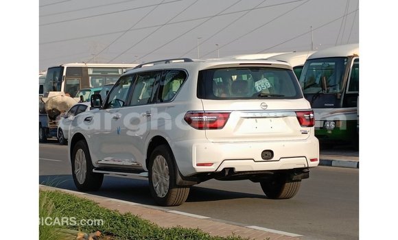 Buy Import Nissan Patrol White Car in Import - Dubai in Ashanti Buy Import Nissan Patrol White Car in Import - Dubai in Ashanti