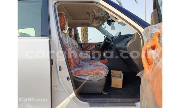Buy Import Nissan Patrol White Car in Import - Dubai in Ashanti Buy Import Nissan Patrol White Car in Import - Dubai in Ashanti