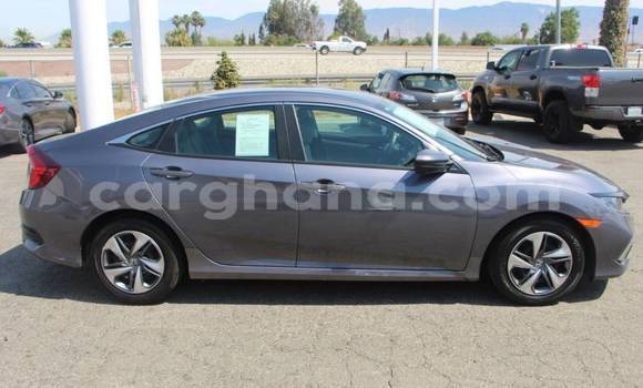 Sayi Na hannu Honda Civic Azurfa Mota in Accra a Greater Accra Sayi Na hannu Honda Civic Azurfa Mota in Accra a Greater Accra