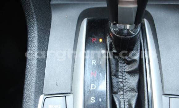 Sayi Na hannu Honda Civic Azurfa Mota in Accra a Greater Accra Sayi Na hannu Honda Civic Azurfa Mota in Accra a Greater Accra