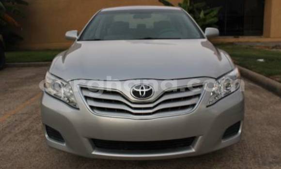 Sayi Na hannu Toyota Camry Azurfa Mota in Accra a Greater Accra Sayi Na hannu Toyota Camry Azurfa Mota in Accra a Greater Accra