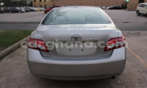 Sayi Na hannu Toyota Camry Azurfa Mota in Accra a Greater Accra Sayi Na hannu Toyota Camry Azurfa Mota in Accra a Greater Accra
