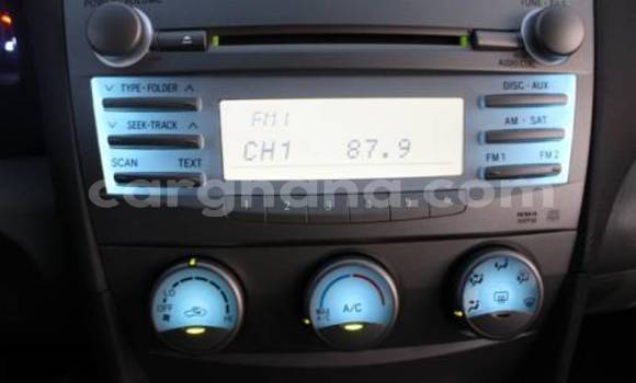 Sayi Na hannu Toyota Camry Azurfa Mota in Accra a Greater Accra Sayi Na hannu Toyota Camry Azurfa Mota in Accra a Greater Accra