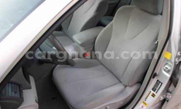 Sayi Na hannu Toyota Camry Azurfa Mota in Accra a Greater Accra Sayi Na hannu Toyota Camry Azurfa Mota in Accra a Greater Accra