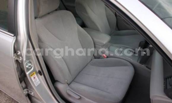 Sayi Na hannu Toyota Camry Azurfa Mota in Accra a Greater Accra Sayi Na hannu Toyota Camry Azurfa Mota in Accra a Greater Accra