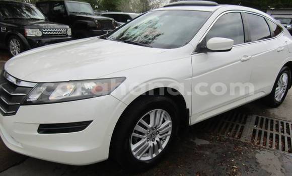 Buy Used Honda Crosstour White Car in Accra in Greater Accra Buy Used Honda Crosstour White Car in Accra in Greater Accra
