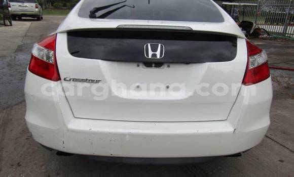 Buy Used Honda Crosstour White Car in Accra in Greater Accra Buy Used Honda Crosstour White Car in Accra in Greater Accra