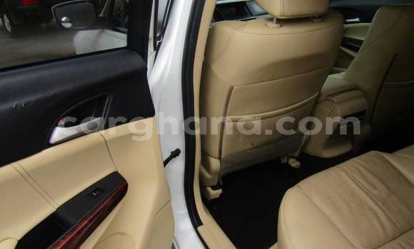 Buy Used Honda Crosstour White Car in Accra in Greater Accra Buy Used Honda Crosstour White Car in Accra in Greater Accra