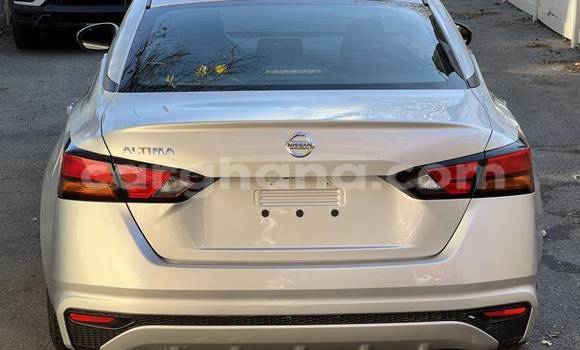 Sayi Na hannu Nissan Altima Azurfa Mota in Accra a Greater Accra Sayi Na hannu Nissan Altima Azurfa Mota in Accra a Greater Accra