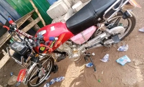 Ra Àlòkù Alta Motors REDSHIFT SM Red Mọto in Accra ni Greater Accra Ra Àlòkù Alta Motors REDSHIFT SM Red Mọto in Accra ni Greater Accra