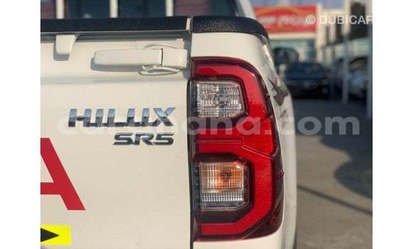 Ra Imported Toyota Hilux funfun Ọkọ̀ in Import - Dubai ni Ashanti Ra Imported Toyota Hilux funfun Ọkọ̀ in Import - Dubai ni Ashanti