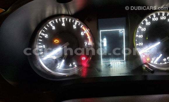 Ra Imported Toyota Hilux funfun Ọkọ̀ in Import - Dubai ni Ashanti Ra Imported Toyota Hilux funfun Ọkọ̀ in Import - Dubai ni Ashanti