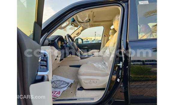Buy Import Toyota Land Cruiser Black Car in Import - Dubai in Ashanti Buy Import Toyota Land Cruiser Black Car in Import - Dubai in Ashanti