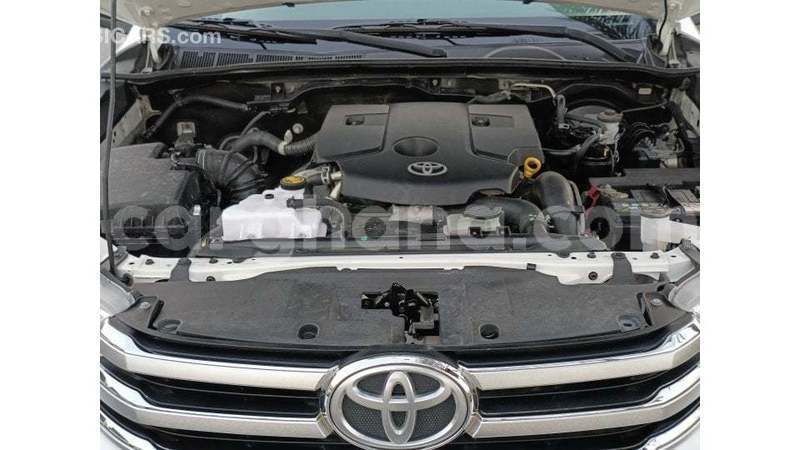 Big with watermark toyota hilux ashanti import dubai 52306