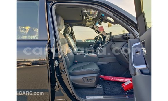 Buy Import Toyota Land Cruiser Black Car in Import - Dubai in Ashanti Buy Import Toyota Land Cruiser Black Car in Import - Dubai in Ashanti
