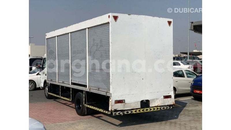 Big with watermark mitsubishi carisma ashanti import dubai 52338