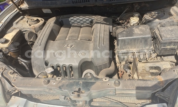 Buy Used Hyundai Santa Fe Silver Car in Accra in Greater Accra Buy Used Hyundai Santa Fe Silver Car in Accra in Greater Accra