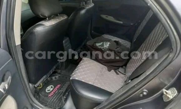 Ra Àlòkù Toyota Corolla Black Ọkọ̀ in Accra ni Greater Accra Ra Àlòkù Toyota Corolla Black Ọkọ̀ in Accra ni Greater Accra