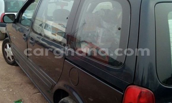 Ra Àlòkù Opel Zafira Black Ọkọ̀ in Sekondi–Takoradi Metropolitan ni Oorun Ra Àlòkù Opel Zafira Black Ọkọ̀ in Sekondi–Takoradi Metropolitan ni Oorun