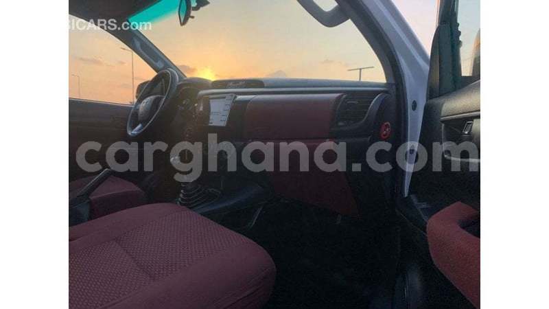 Big with watermark toyota hilux ashanti import dubai 52370