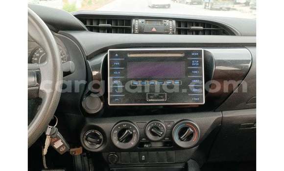 Buy Import Toyota Hilux White Car in Import - Dubai in Ashanti Buy Import Toyota Hilux White Car in Import - Dubai in Ashanti