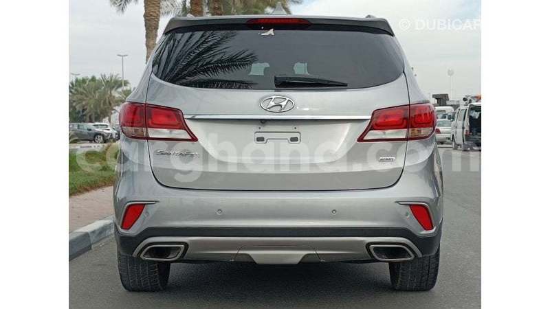 Big with watermark hyundai santa fe ashanti import dubai 52373