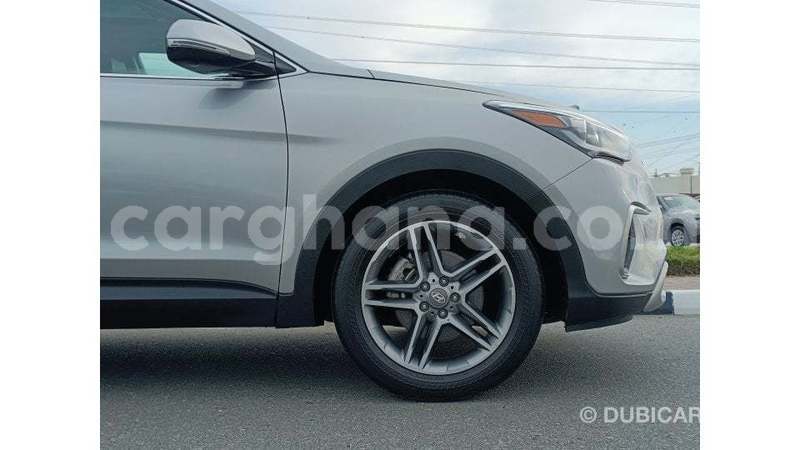 Big with watermark hyundai santa fe ashanti import dubai 52373