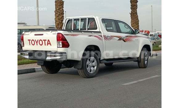 Buy Import Toyota Hilux White Car in Import - Dubai in Ashanti Buy Import Toyota Hilux White Car in Import - Dubai in Ashanti