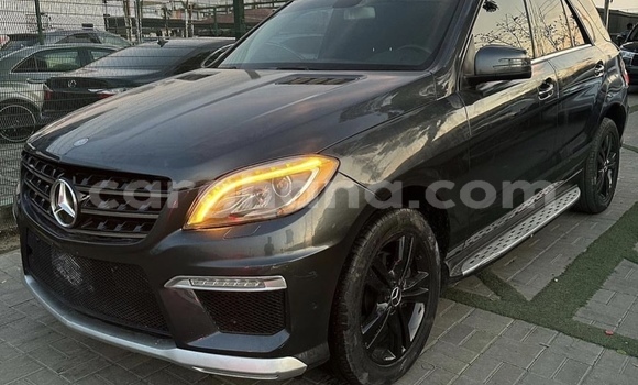 Sayi Imported Mercedes‒Benz ML–Class Black Mota in Accra a Greater Accra