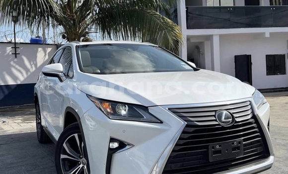 Ra Imported Lexus RX 350 funfun Ọkọ̀ in Accra ni Greater Accra