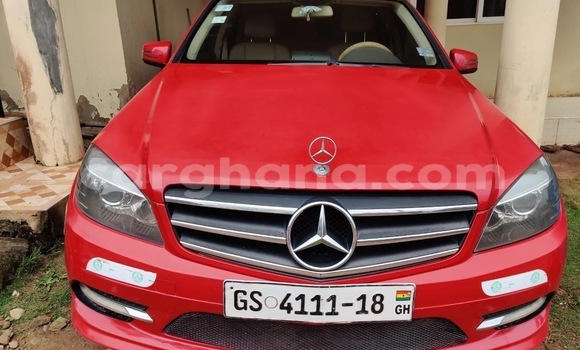 Sayi Na hannu Mercedes‒Benz AMG GLC Red Mota in Accra a Greater Accra