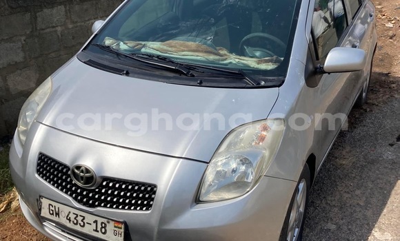 Ra Àlòkù Toyota Yaris Miiran Ọkọ̀ in Accra ni Greater Accra Ra Àlòkù Toyota Yaris Miiran Ọkọ̀ in Accra ni Greater Accra