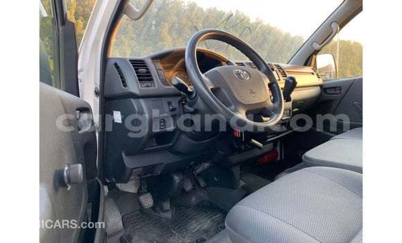 Buy Import Toyota Hiace White Car in Import - Dubai in Ashanti Buy Import Toyota Hiace White Car in Import - Dubai in Ashanti