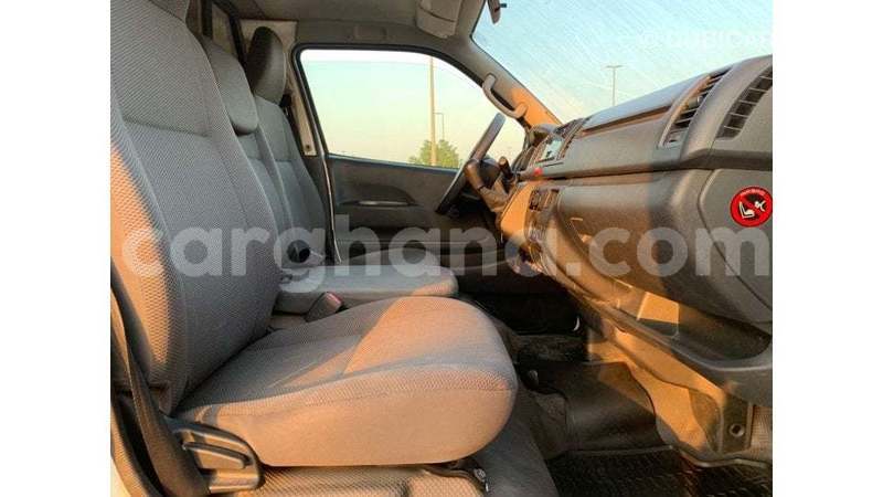 Big with watermark toyota hiace ashanti import dubai 52413