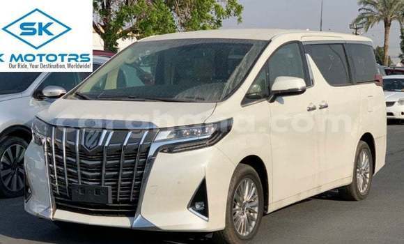 Ra Imported Toyota Alphard funfun Ọkọ̀ in Import - Dubai ni Ashanti Ra Imported Toyota Alphard funfun Ọkọ̀ in Import - Dubai ni Ashanti