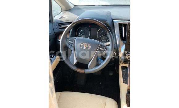 Ra Imported Toyota Alphard funfun Ọkọ̀ in Import - Dubai ni Ashanti Ra Imported Toyota Alphard funfun Ọkọ̀ in Import - Dubai ni Ashanti