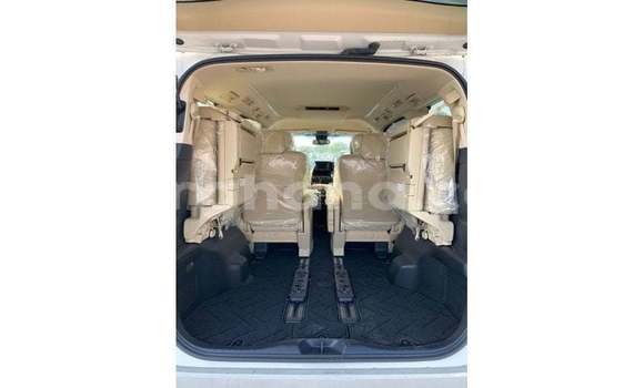 Ra Imported Toyota Alphard funfun Ọkọ̀ in Import - Dubai ni Ashanti Ra Imported Toyota Alphard funfun Ọkọ̀ in Import - Dubai ni Ashanti