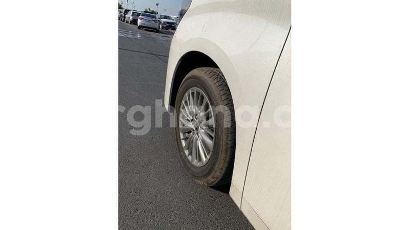 Big with watermark toyota alphard ashanti import dubai 52415