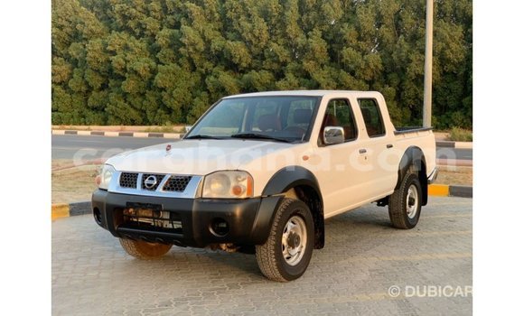 Ra Imported Nissan Pickup funfun Ọkọ̀ in Import - Dubai ni Ashanti Ra Imported Nissan Pickup funfun Ọkọ̀ in Import - Dubai ni Ashanti