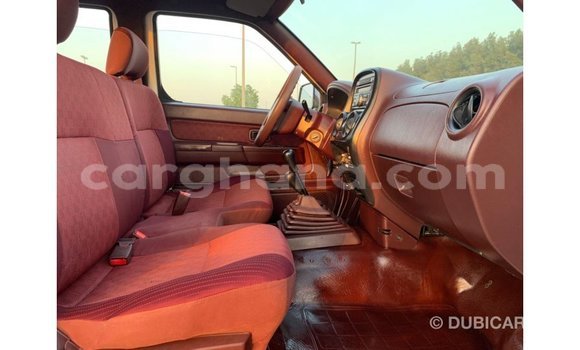 Ra Imported Nissan Pickup funfun Ọkọ̀ in Import - Dubai ni Ashanti Ra Imported Nissan Pickup funfun Ọkọ̀ in Import - Dubai ni Ashanti