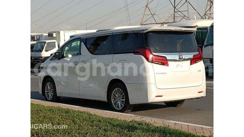 Big with watermark toyota alphard ashanti import dubai 52454