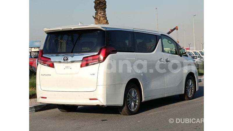 Big with watermark toyota alphard ashanti import dubai 52454