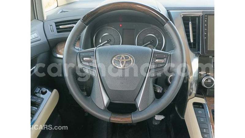 Big with watermark toyota alphard ashanti import dubai 52454