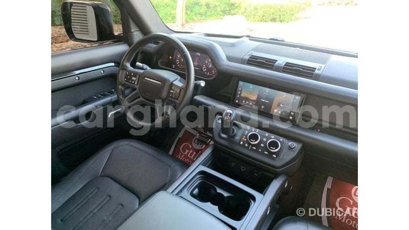 Big with watermark land rover defender ashanti import dubai 52455