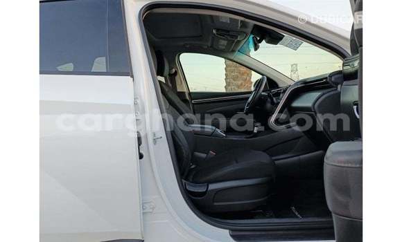 Buy Import Hyundai Tucson White Car in Import - Dubai in Ashanti Buy Import Hyundai Tucson White Car in Import - Dubai in Ashanti