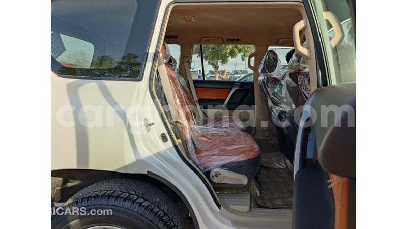 Big with watermark toyota prado ashanti import dubai 52458